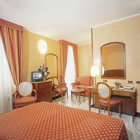 ארנצאנו Hotel Ulivi מראה חיצוני תמונה