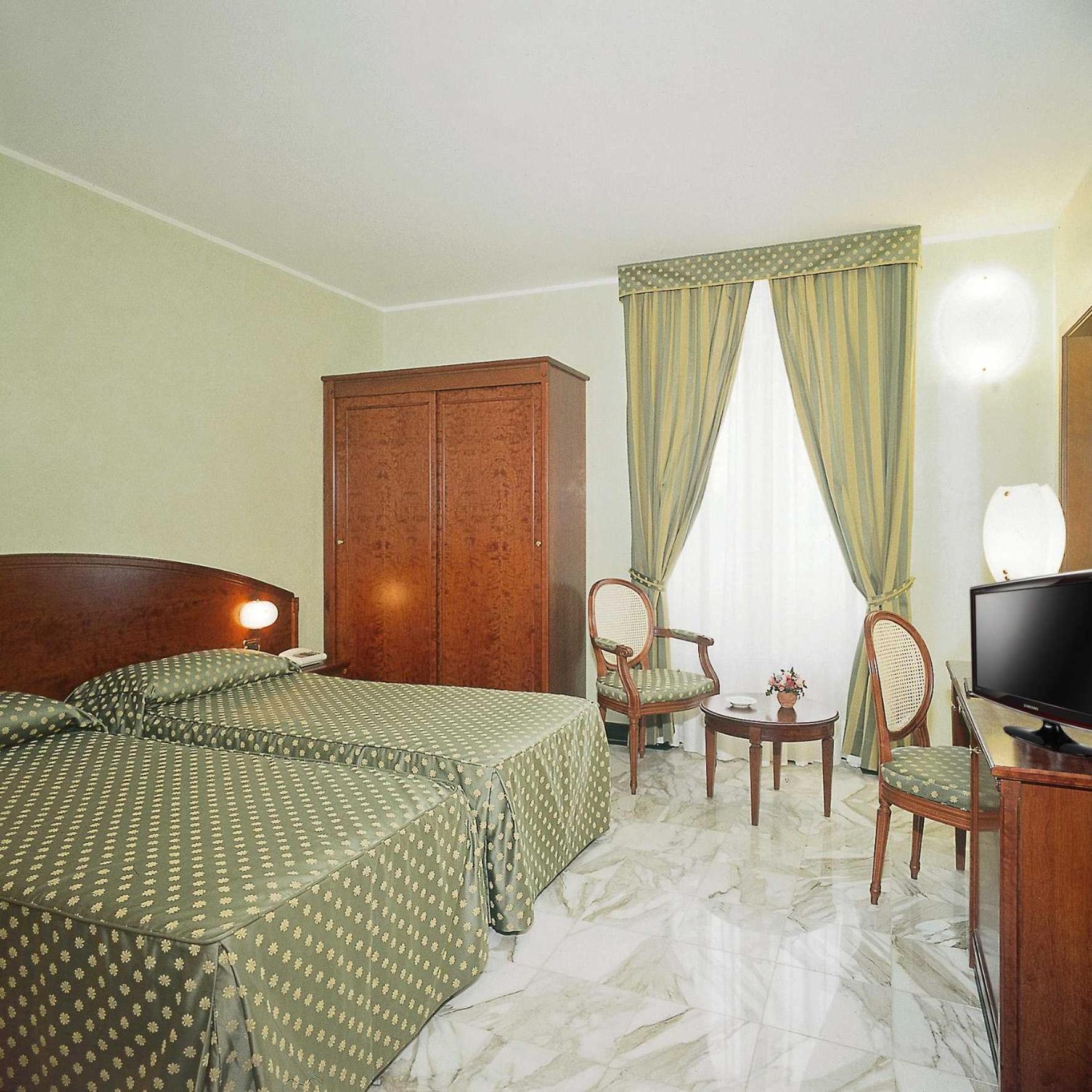 ארנצאנו Hotel Ulivi מראה חיצוני תמונה