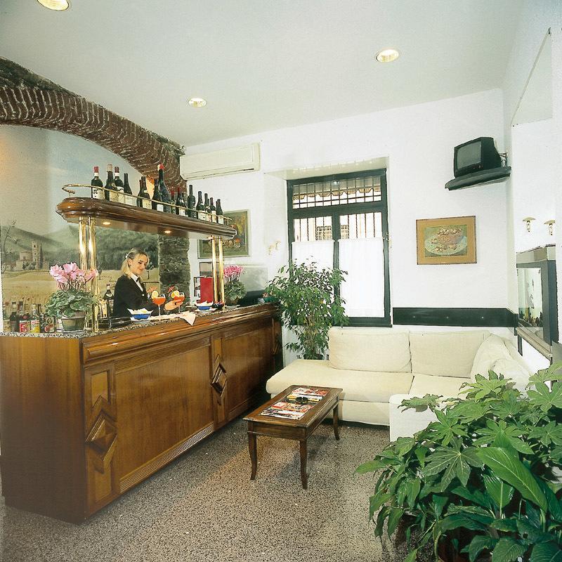 ארנצאנו Hotel Ulivi מראה חיצוני תמונה