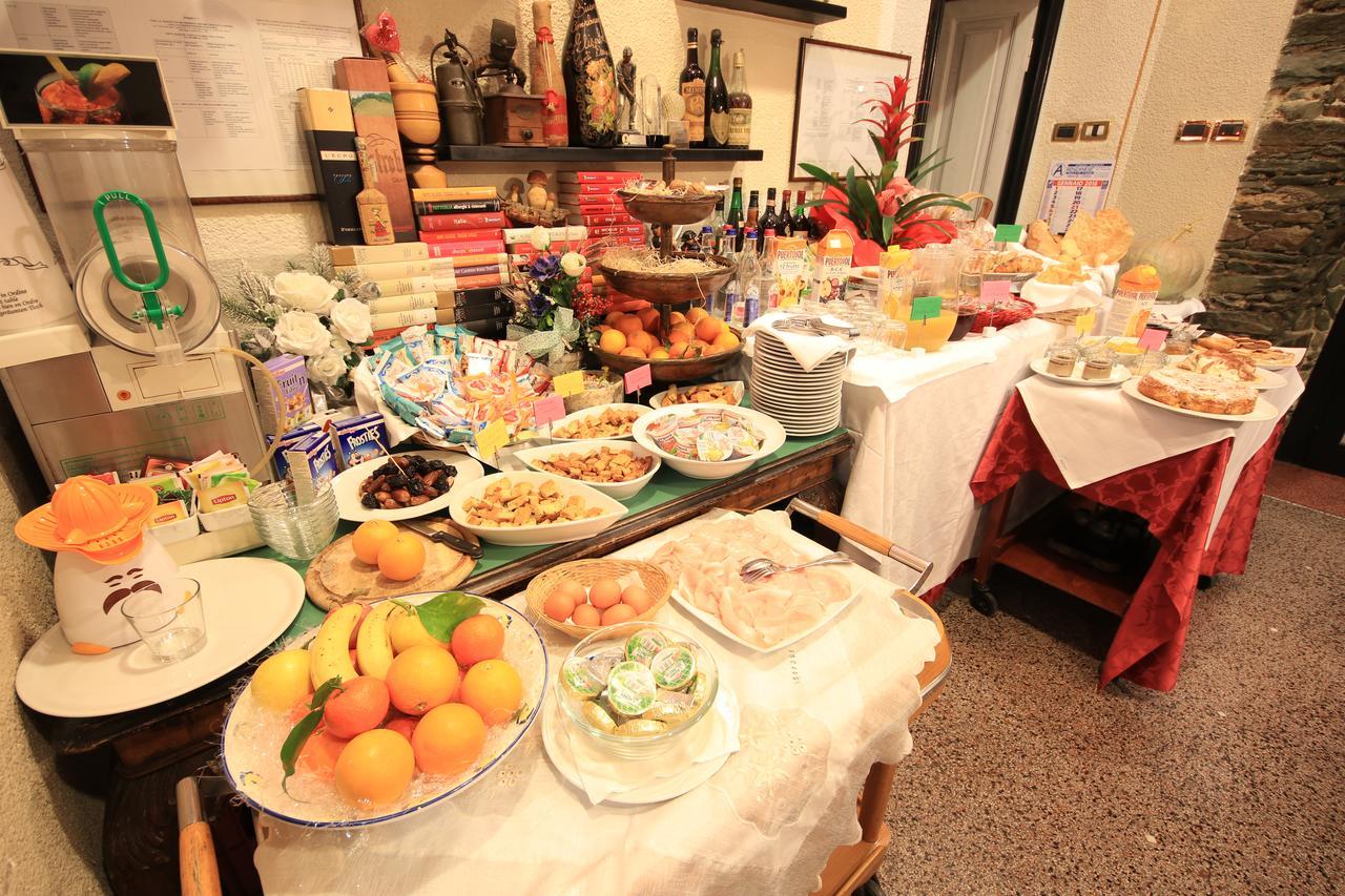 ארנצאנו Hotel Ulivi מראה חיצוני תמונה